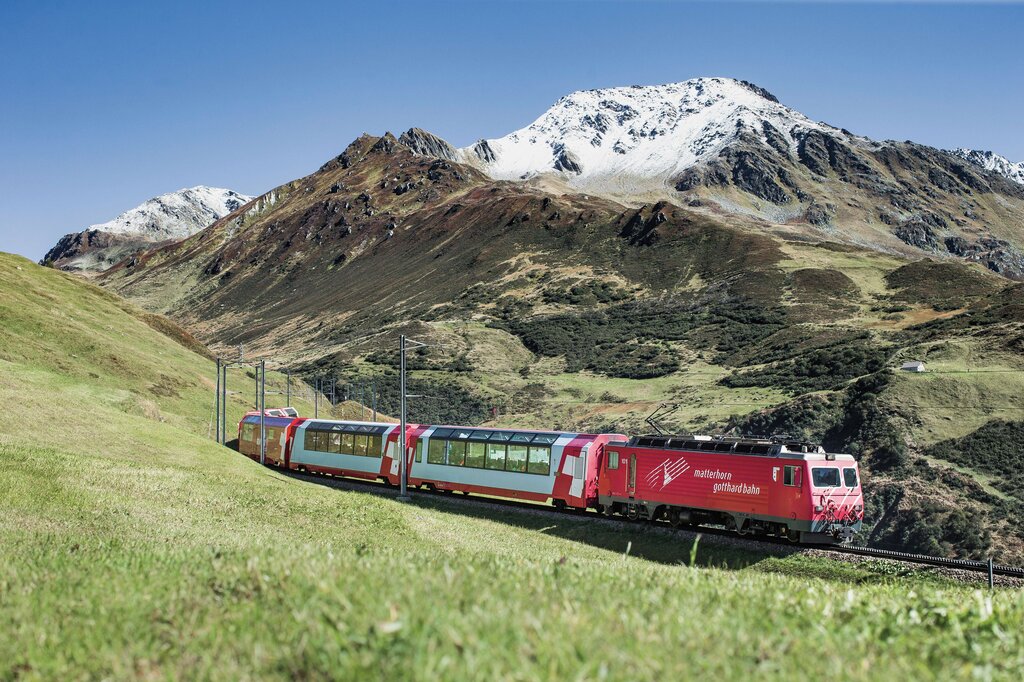Glacier Express | railtour - the Swiss travel specialist